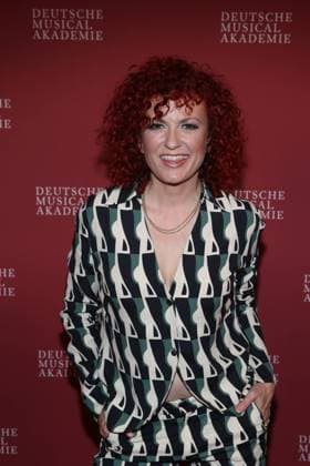 Hamburg, Germany 04 October 2021 Lucy Diakovska at the award ceremony German Musical Theatre Prize 2020 21 during a festive gala in Hamburg at Schmidts Tivoli Schmidts Tivoli Hamburg Copyright: xFotostandx xMeyerx