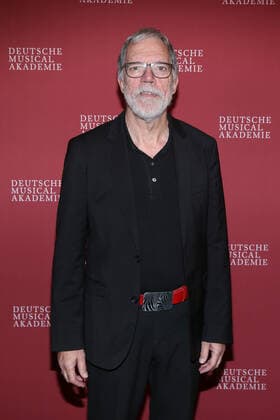 Hamburg, Germany 04 October 2021 Wolfgang Trepper at the award ceremony of the German Musical Theatre Prize 2020 21 during a festive gala in Hamburg at the Schmidts Tivoli Schmidts Tivoli Hamburg Copyright: xFotostandx xMeyerx