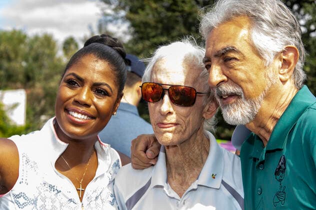 Omarosa Manigault Newman, Robby Krieger,and Joe Mantegna at the 14 George Lopez Celebrity Golf Classic tournament at Lakeside Country Club Toluca Lake, 04 10 2021. Foto:xE.xPowersx xFuturexImage