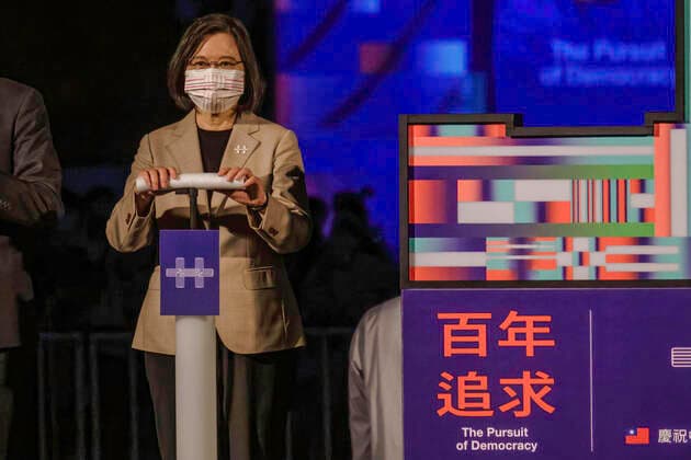 October 5, 2021, Taipei, Taiwan: Taiwanese President Tsai Ing-Wen poses for photos ahead of the projection mapping show..The event is a projection mapping show featuring the presidential office building, to celebrate the National Day on October 10th Taipei. Taipei Taiwan - ZUMAs197 20211005_zaa_s197_107 Copyright: xWalidxBerrazegx