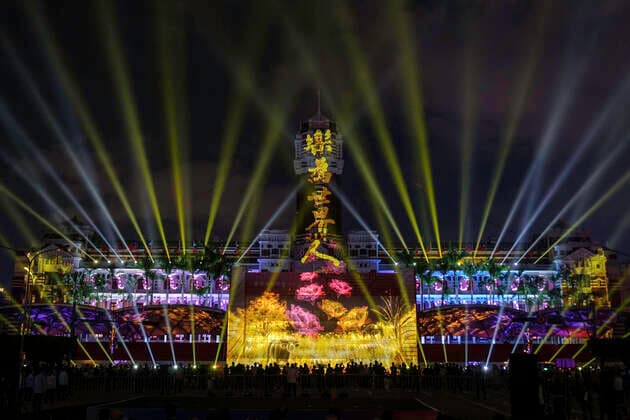 October 5, 2021, Taipei, Taiwan: General view of the projection mapping show ahead of the National Day Mapping..The event is a projection mapping show featuring the presidential office building, to celebrate the National Day on October 10th Taipei. Taipei Taiwan - ZUMAs197 20211005_zaa_s197_108 Copyright: xWalidxBerrazegx