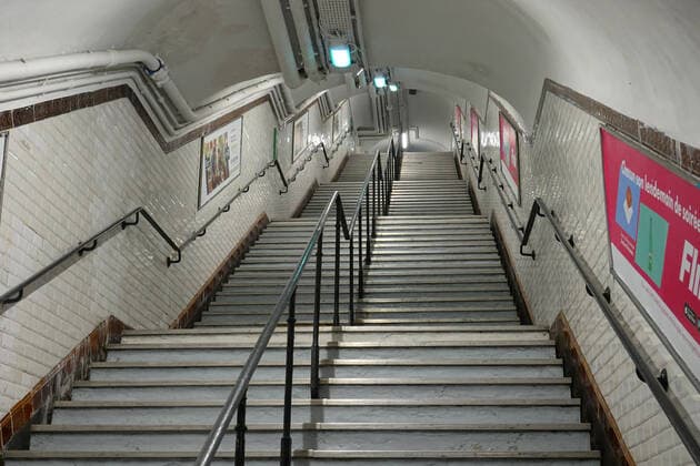 Paris, Metro, Station Place des Fetes, Stiegen Paris, Metro, Station Place des Fetes, Stairs *** Paris, Metro, Station Place des Fetes, Stairs Paris, Metro, Station Place des Fetes, Stairs