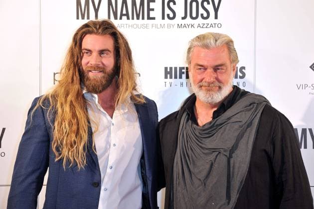 Premiere MY NAME IS JOSY . Schauspieler Schauspieler Ray Stevenson und Schauspieler Brock O Hurn ( Brock Vincent Phill Hurn ) anläßlich der Premiere von MY NAME IS JOSY am 05.10.2021 in der Villa Kennedy Frankfurt am Main. 20211005MWI383 *** Premiere MY NAME IS JOSY Actor Ray Stevenson and Actor Brock O Hurn Brock Vincent Phill Hurn at the premiere of MY NAME IS JOSY on 05 10 2021 at Villa Kennedy Frankfurt am Main 20211005MWI383