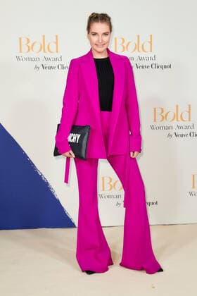 Bold Woman Award 2021 Marie von den Benken on the red carpet at the Veuve Clicquot Bold Woman Award ceremony at the French Embassy in Berlin Copyright: xEventpressxGolejewskix