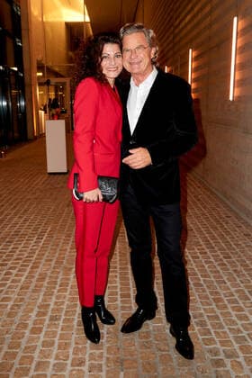 Bold Woman Award 2021 Florian Langenscheidt with girlfriend Andrea Bury at the reception before the Veuve Clicquot Bold Woman Award ceremony at the French Embassy in Berlin. Copyright: xEventpressxGolejewskix