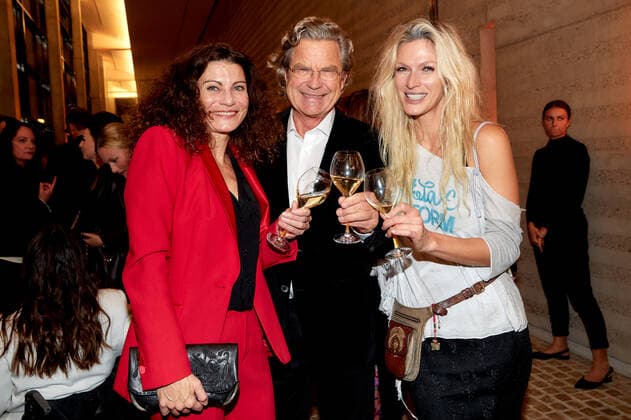 Bold Woman Award 2021 Florian Langenscheidt with girlfriend Andrea Bury and Mia Florentine Weiss at the reception before the Veuve Clicquot Bold Woman Award ceremony at the French Embassy in Berlin. Copyright: xEventpressxGolejewskix
