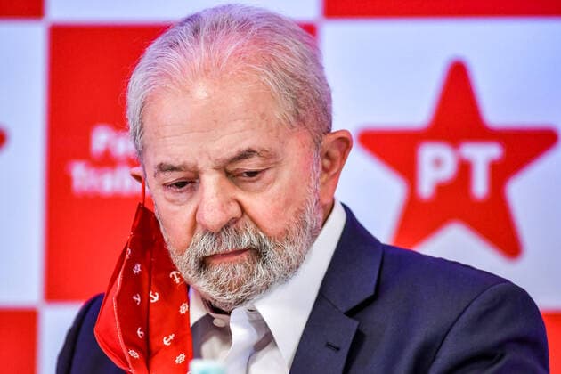 News Bilder des Tages BRASÍLIA, DF - 08.10.2021: COLETIVA EX PRESIDENTE LULA EM BRASÍLIA - This Friday (08) the former President Lula grants a press conference in Brasília. In the photo, Former President Lula. x2128189x  AntonioxMolina