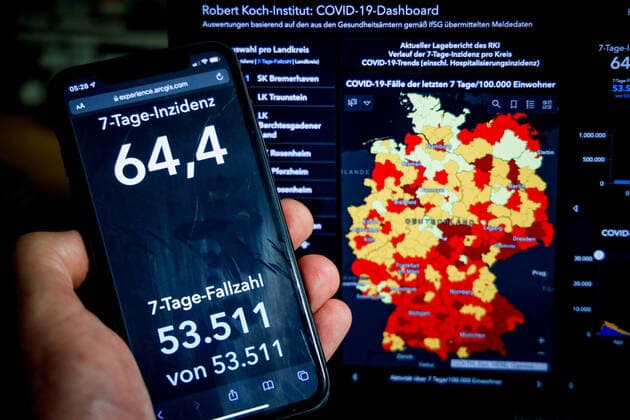 Coronavirus in Germany Covid 19 Dashboard of the Robert Koch Institute 09 10 2021 Robert Koch Institute 7 days Incidence 64.4 7 days Number of cases 53 511 COVID 19 cases 4 302 661 Addition of 8 854 compared to the previous day COVID 19 deaths 94 178 Addition of 65 compared to the previous day