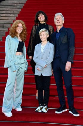 Martin Fröst with family at the award ceremony of the Opus Klassik 2021 at the Konzerthaus am Gendarmenmarkt Berlin, 10 10 2021 Foto:xF.xKernx xFuturexImage