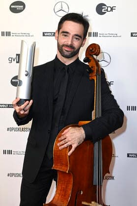 Pablo Ferrandez at the award ceremony of the Opus Klassik 2021 at the Konzerthaus am Gendarmenmarkt Berlin, 10 10 2021 Foto:xF.xKernx xFuturexImage