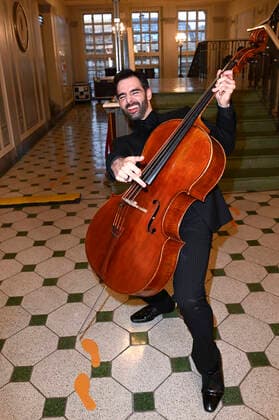 Pablo Ferrandez at the award ceremony of the Opus Klassik 2021 at the Konzerthaus am Gendarmenmarkt Berlin, 10 10 2021 Foto:xF.xKernx xFuturexImage