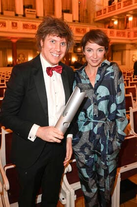 Joolz Gale and Julia Koschitz at the Opus Klassik 2021 award ceremony at the Konzerthaus am Gendarmenmarkt Berlin, 10 10 2021 Foto:xF.xKernx xFuturexImage