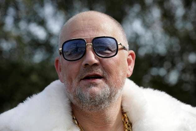 28.09.2021 Dorsten Prinz Alexander von Anhalt in seinem ehemaligen Swingerclub den er zur Spielhalle umgebaut hat nachdem er lange wegen der Corona Pandemie schliessen musste . *** 28 09 2021 Dorsten Prince Alexander von Anhalt in his former swingers club which he converted into a gambling hall after it had to close for a long time because of the Corona pandemic.