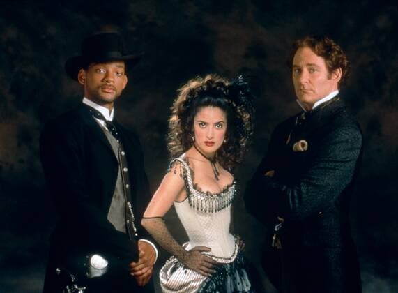 WILD WILD WEST, from left: Will Smith, Salma Hayek, Kevin Kline, 1999. ph: ? Warner Brothers courtesy Everett Collection Ref:MSDWIWI WB002 PUBLICATIONXNOTxINxCANxCHNxFRAxITAxJPNxNORxPOLxRUSxESPxUKxUSA Copyright: xx MSDWIWI WB002