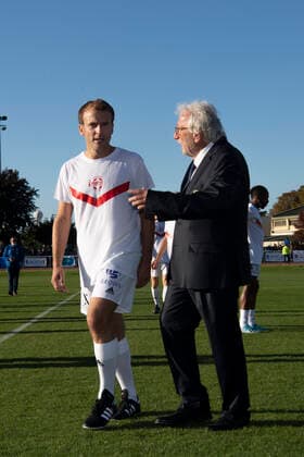 Emmanuel Macron - President de la Republique Francaise Jacques Vendroux - Manager General du Varites Club de France FOOTBALL : Match de Gala du Varietes Club de France - 14 10 2021 JBAutissier Panoramic 