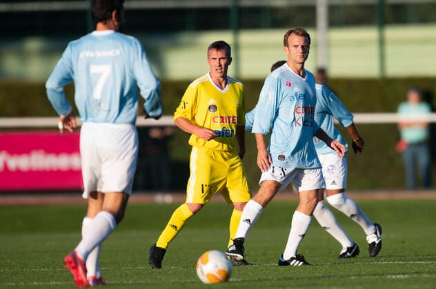 Emmanuel Macron - President de la Republique Francaise FOOTBALL : Match de Gala du Varietes Club de France - 14 10 2021 JBAutissier Panoramic 