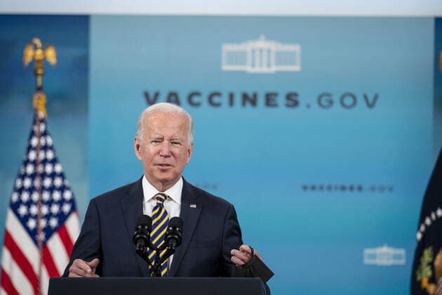 News Bilder des Tages President Joe Biden delivers remarks on the administration s coronavirus response and the vaccination program from the Eisenhower Executive Office Building near the White House in Washington, DC on Thursday, October 14, 2021.  WAP20211014557 SARAHxSILBIGER