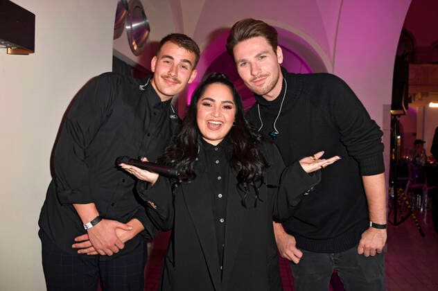 Bahar Kizil with her musicians at the 4 Iconista Award 2021 ceremony at Stadtbad Oderberger Berlin, 14 10 2021 Foto:xN.xKubelkax xFuturexImage