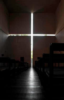 Architektur von Tadao Ando Church of the light is the Ibaraki Kasugaoka Church s main chapel. It was built in 1989, in the city of Ibaraki, Osaka Prefecture. This building is one of the most famous designs of Japanese architect Tadao Ando. Copyright: xx 10023938