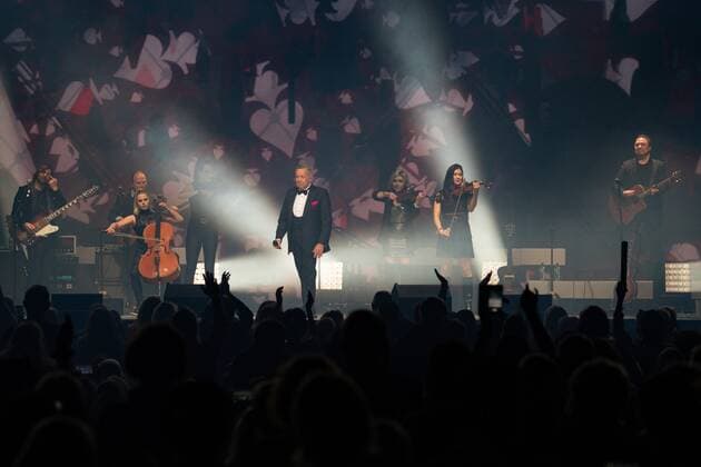 Roland Kaiser on tour for his Alles oder Dich album Roland Kaiser at his concert during his Alles oder Dich tour in Mannheim Mannheim SAP Arena Baden Württemberg