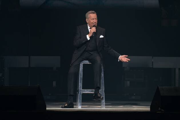 Roland Kaiser on tour for his Alles oder Dich album Roland Kaiser at his concert during his Alles oder Dich tour in Mannheim Mannheim SAP Arena Baden Württemberg