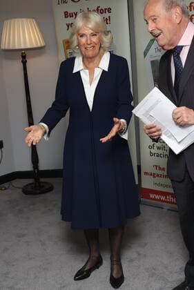 Herzogin Camilla bei Oldie of the Year Award in London . 19 10 2021. London, United Kingdom. Camilla, Duchess of Cornwall, arriving at The Oldie of the Year Awards in London.  xStephenxLockx xi-Imagesx IIM-22695-0002