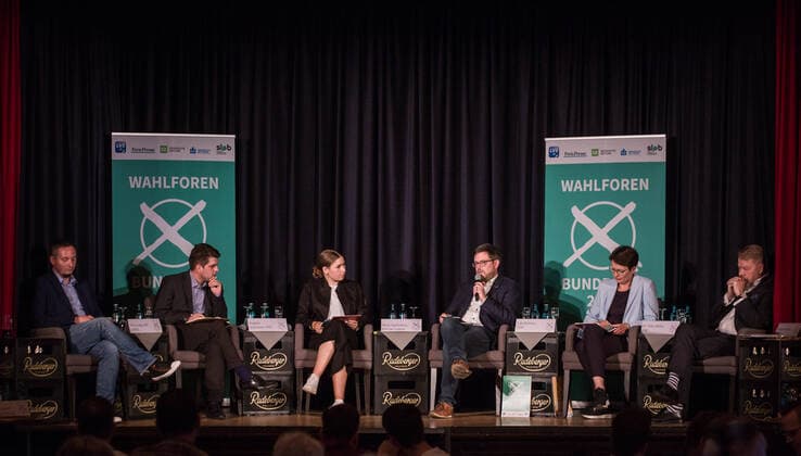 Election Forum for the Bundestag Election 2021 in Radeberg V l Silvio Lang Die Linke , Stephan Schumann SPD , Merle Spellerberg Die Grünen , Lars Rohwer CDU , Dr Silke Müller FDP , Andreas Harlaß AfD