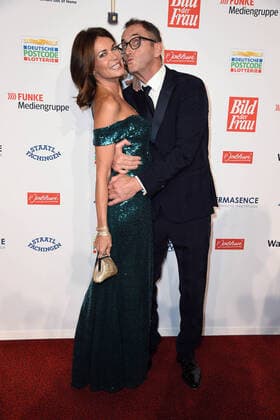 Gerit Kling with husband Wolfram Becker at the award ceremony of the Golden Picture of the Woman at the Stage Theater Neue Flora in Hamburg on 20 10 2021