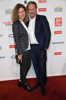 Helmut Zierl with girlfriend Sabrina Boecker at the award ceremony of the Golden Picture of the Woman at the Stage Theater Neue Flora in Hamburg on 20 10 2021