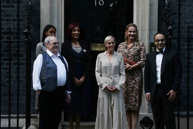 October 20, 2021, London, England, United Kingdom: Annual Health Hero Awards winners are seen arriving in Downing Street to receive their prizes from UK Prime Minister Boris Johnson. London United Kingdom - ZUMAs262 20211020_zip_s262_110 Copyright: xTayfunxSalcix