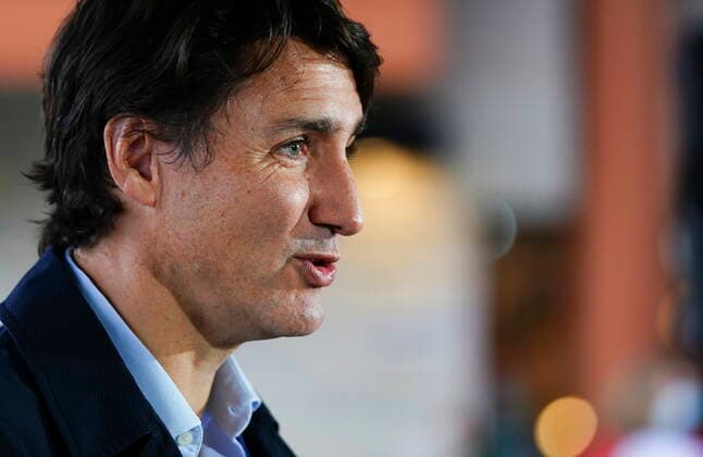 October 21, 2021, Ottawa, on, Canada: Prime Minister Justin Trudeau speaks during a press conference as he visits the Children s Hospital of Eastern Ontario in Ottawa on Thursday, Oct. 21, 2021. Ottawa Canada  - ZUMAc35_ 20211021_zaf_c35_023 Copyright: xSeanxKilpatrickx