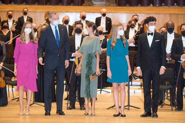 21-10-2021 Oviedo Princess Leonor and King Felipe and Queen Letizia and Princess Sofia attend the 29th edition of the Princess Asturias awards concert at the conference center auditorium Plaza de la Gesta in Oviedo (Asturias). No Spain Â  Copyright: xPPEx