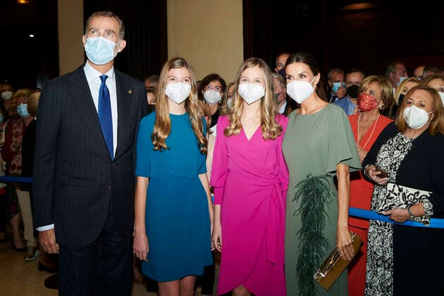 21-10-2021 Oviedo Princess Leonor and King Felipe and Queen Letizia and Princess Sofia attend the 29th edition of the Princess Asturias awards concert at the conference center auditorium Plaza de la Gesta in Oviedo (Asturias). No Spain Â  Copyright: xPPEx