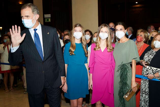 21-10-2021 Oviedo Princess Leonor and King Felipe and Queen Letizia and Princess Sofia attend the 29th edition of the Princess Asturias awards concert at the conference center auditorium Plaza de la Gesta in Oviedo (Asturias). No Spain Â  Copyright: xPPEx