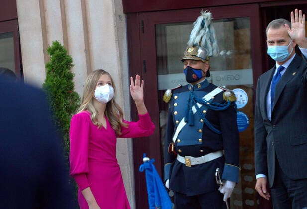 Spain: Royal Spanish family arrives Oviedo The Spanish royal family, the kings Felipe VI and Dona Leticia, and the princesses Dona Sofia and the infanta Dona Leonor have arrived in Oviedo to attend the concert in honor of maestro Rodrigo. Asturias Spain Copyright: MercedesxMenendez