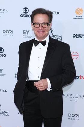 **FILE PHOTO** Peter Scolari Has Passed Away. NEW YORK, NY - NOVEMBER 21: Peter Scolari at the 44th International Emmy Awards at New York Hilton on November 21, 2016 in New York City. Copyright: xDiegoxCorredor MediaPuchx