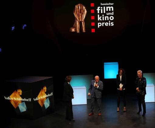 22 10 2021 Offenbach, Capirol 32 Hessian Film and Cinema Prize Honorary Award of the Hessian Minister President went to director Volker Schlöndorff emspor, DFL regulations prohibit any use of photographs as image sequences and or quasi video HP