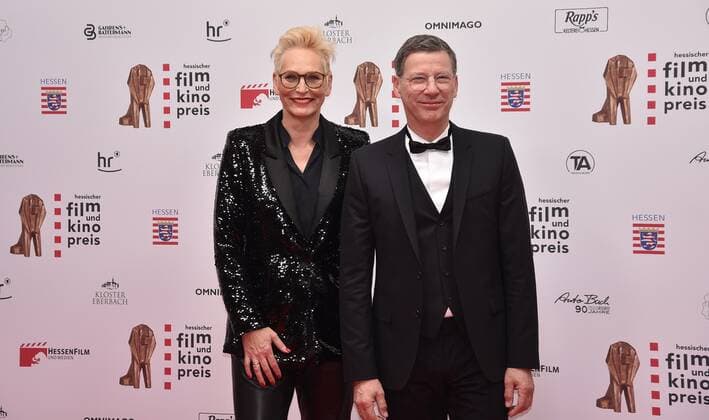 22 10 2021 Offenbach, Capirol 32 Hessian Film and Cinema Award The team of presenters the journalist and presenter Bärbel Schäfer and the Frankfurt actor, screenwriter and comedian Rainer Ewerrien emspor, DFL regulations prohibit any use of photographs as image sequences and or quasi video HP