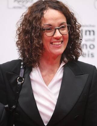 22 10 2021 Offenbach, Capirol 32 Hessian Film and Cinema Award Hessian Minister for the Arts Angela Dorn emspor, DFL regulations prohibit any use of photographs as image sequences and or quasi video HP