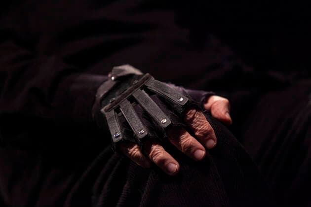 SÃO PAULO, SP - 22.10.2021: MAESTRO JOÃO CARLOS MARTINS - Detail of the & 39;bionic glove& 39; of conductor João Carlos Martins who performs with Camerata Bachiana at Teatro Gazeta in São Paulo. x2133482x  ZéxCarlosxBarretta