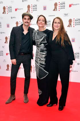 Max Befort, Anne Ratte Polle and Barbara Philipp at the 32 Hessian Film and Cinema Award ceremony at the Capitol Theater Offenbach, 22 10 2021 Foto:xN.xKubelkax xFuturexImage