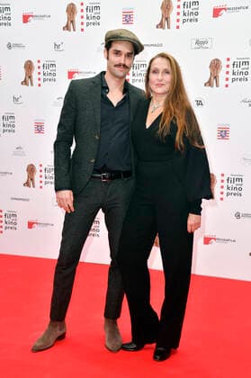 Max Befort and Barbara Philipp at the 32 Hessian Film and Cinema Awards at the Capitol Theater Offenbach, 22 10 2021 Foto:xN.xKubelkax xFuturexImage