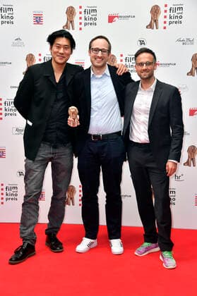 Zuniel Kim, Christian Wittmoser and Jörn Möllenkamp at the 32 Hessian Film and Cinema Award ceremony at the Capitol Theater Offenbach, 22 10 2021 Foto:xN.xKubelkax xFuturexImage