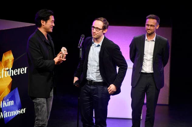 Zuniel Kim, Christian Wittmoser and Jörn Möllenkamp at the 32 Hessian Film and Cinema Award ceremony at the Capitol Theater Offenbach, 22 10 2021 Foto:xN.xKubelkax xFuturexImage