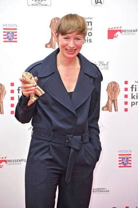 Hessian Film and Cinema Award 2021 Screenwriter Lisa Bierwirth on the occasion of the award ceremony of the 32 Hessian Film and Cinema Award on the evening of 22 10 2021at the Capitol Offenbach 20211022MWI14703