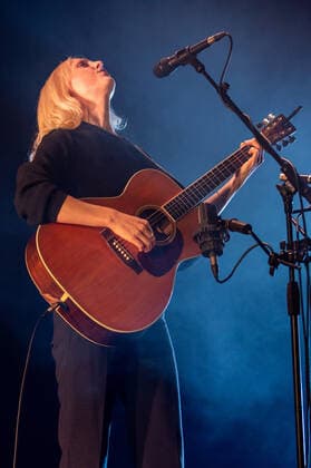 Laura Marling Performing Live At London s Roundhouse Laura Marling performing live at London s Roundhouse 22 October 2021 London United Kingdom  Copyright: xRobinxPopex pope-notitle211022_nppGi