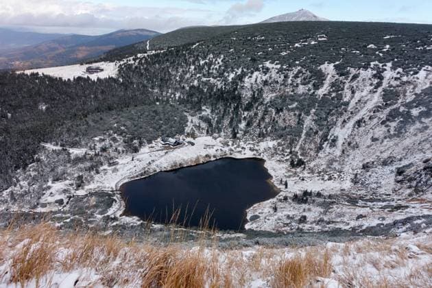 The Trail of the Czech-Polish friendship in Giant Mountains (Krkonose) in autumn near post glacial natural lake Maly Staw, Poland, October 24, 2021. (CTKxPhoto MarekxSpilka) CTKPhotoF202110261558201 