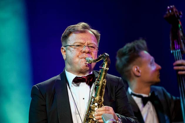 MOSCOW, RUSSIA - OCTOBER 27, 2021: Russian jazz saxophonist Igor Butman performs with the Jazz at Lincoln Center Orchestra during a gala concert marking his 60th birthday at the State Kremlin Palace. The concert is held in the COVID-free format. Valery Sharifulin TASS  TS115F77