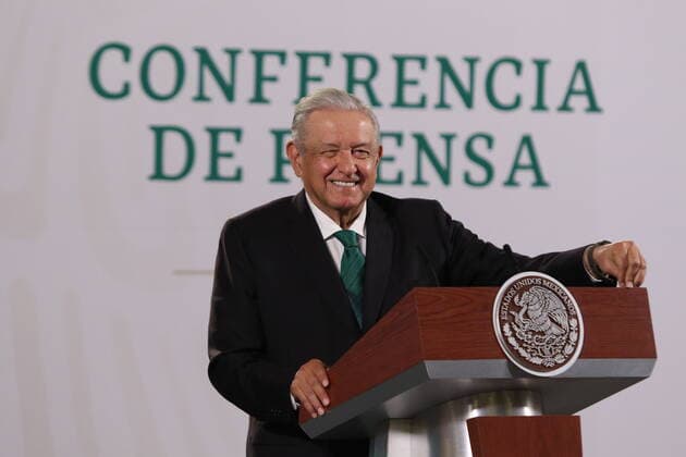 Lopez Obrador Morning News Conference MEXICO CITY, MEXICO - OCTOBER 27, 2021: Mexican President Andres Manuel Lopez Obrador, responses questions from media during his daily news conference at National Palace on October 27, 2021 in Mexico City, Mexico. (Photo by Ismael Rosas Eyepix Group) Copyright: xIsmaelxRosasx EYEPIXGROUP_IR_27102021_17743