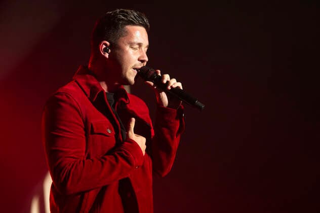 Nico Santos live at Columbiahalle Berlin, 27 10 2021 Foto:xC.xBehringx xFuturexImage